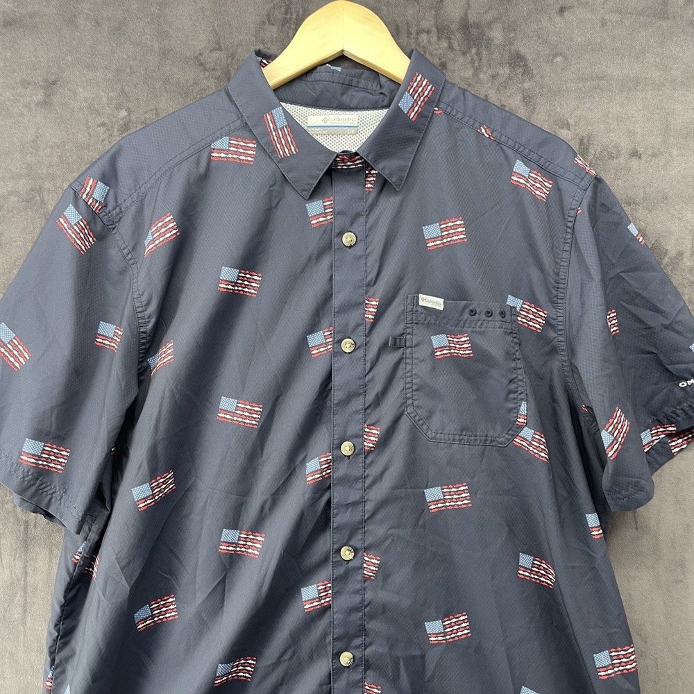 Columbia PFG Fishing Shirt Men's L Navy American Flag Fish Print